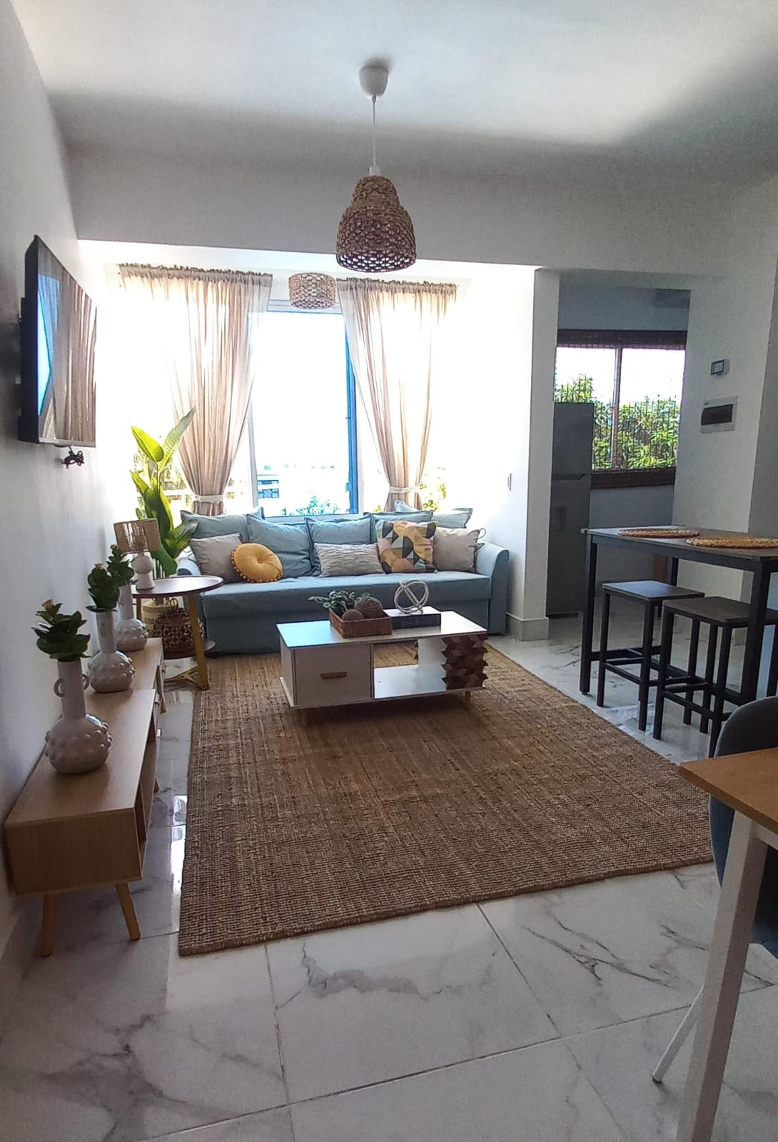 apartamentos - Rento apartamento amueblado en zona universitaria torre con ascensor planta  0