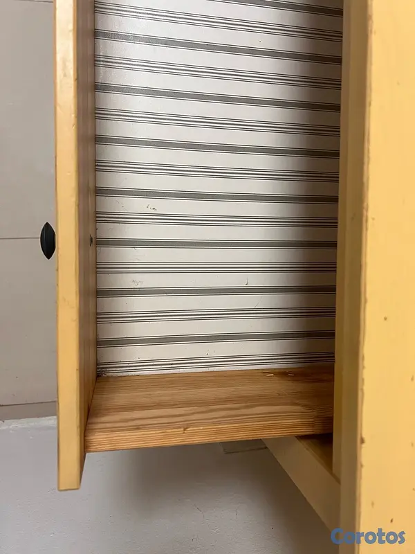 muebles y colchones - Vendo un gabetero  de madera masisa comprado en IKEA  5