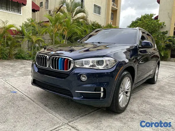 jeepetas y camionetas - 2017 bmw x5 xDrive35i  $23,300 como nueva 2