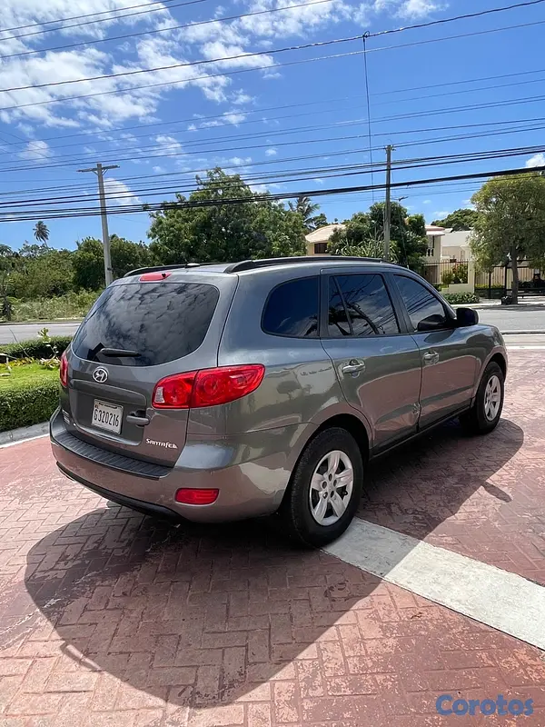 jeepetas y camionetas - Hyundai Santa Fe 2009 4
