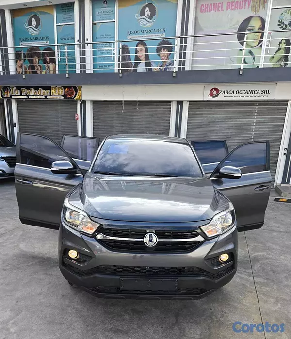 jeepetas y camionetas - KGM REXTON 2021 GRIS OSCURO DIESEL 14