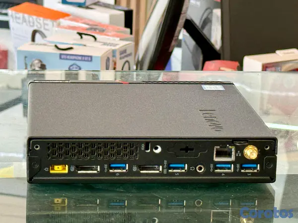 computadoras y laptops - Desktop mini  Lenovo thinkcentro M700 i3 6ta 8Gb r 3