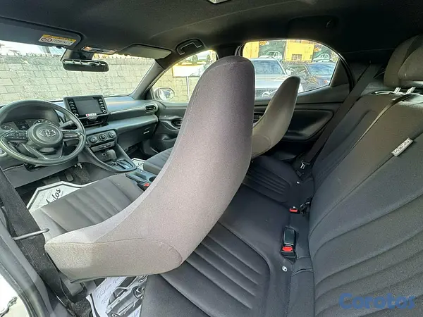 carros - Toyota Yaris 2022 7