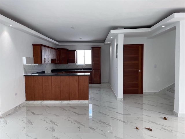 casas - Venta de hermosa casa en la autopista de san Isidro prado oriental 3