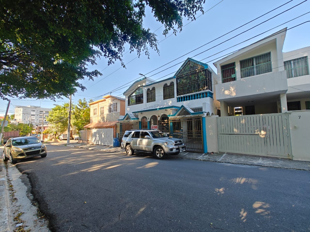 casas - Vendo casa en el Sector El Galá

2 Niveles con excelente distribución perfecta p 4