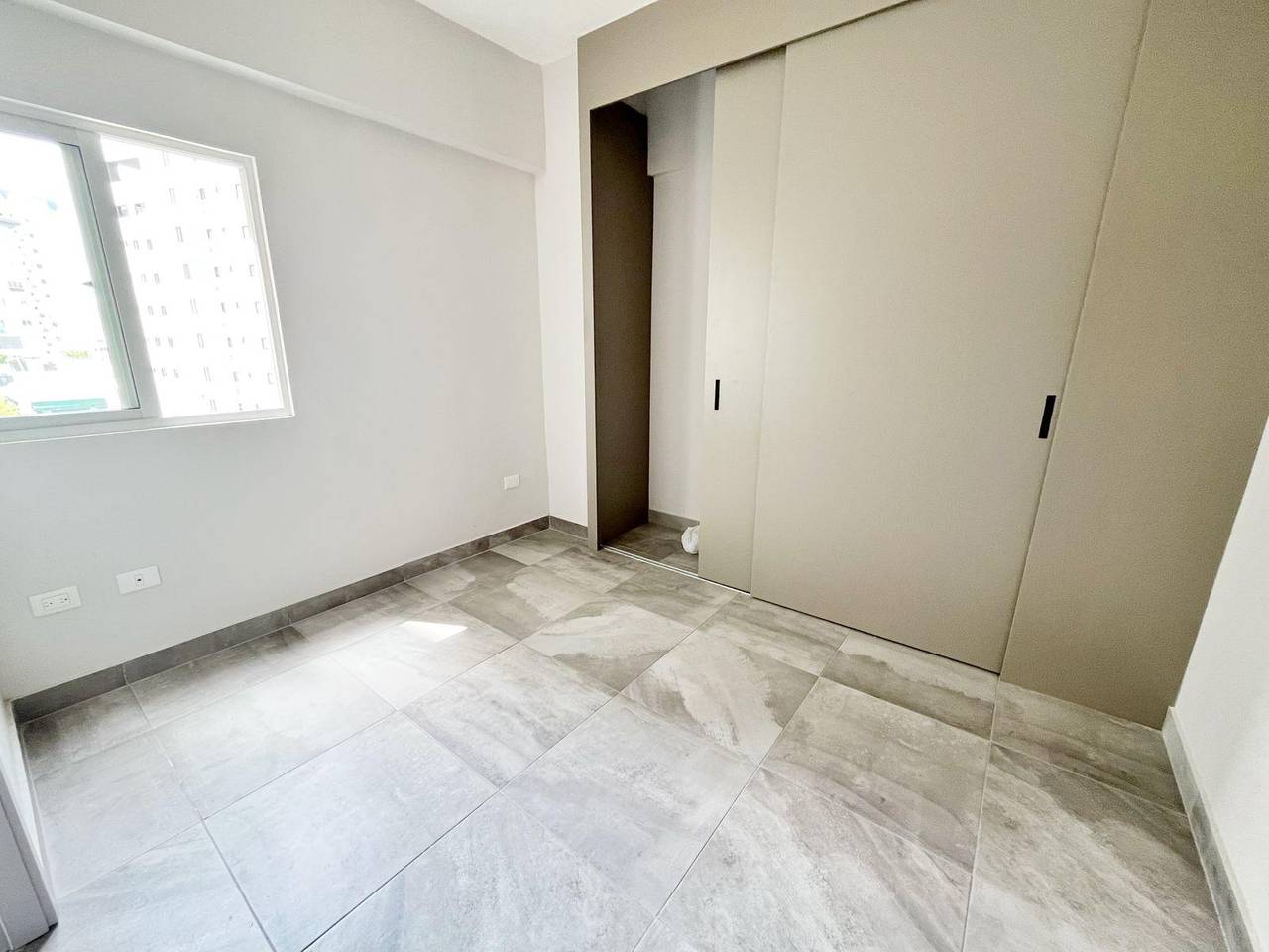 apartamentos - VENTA de moderno apartamento en Serralles 7