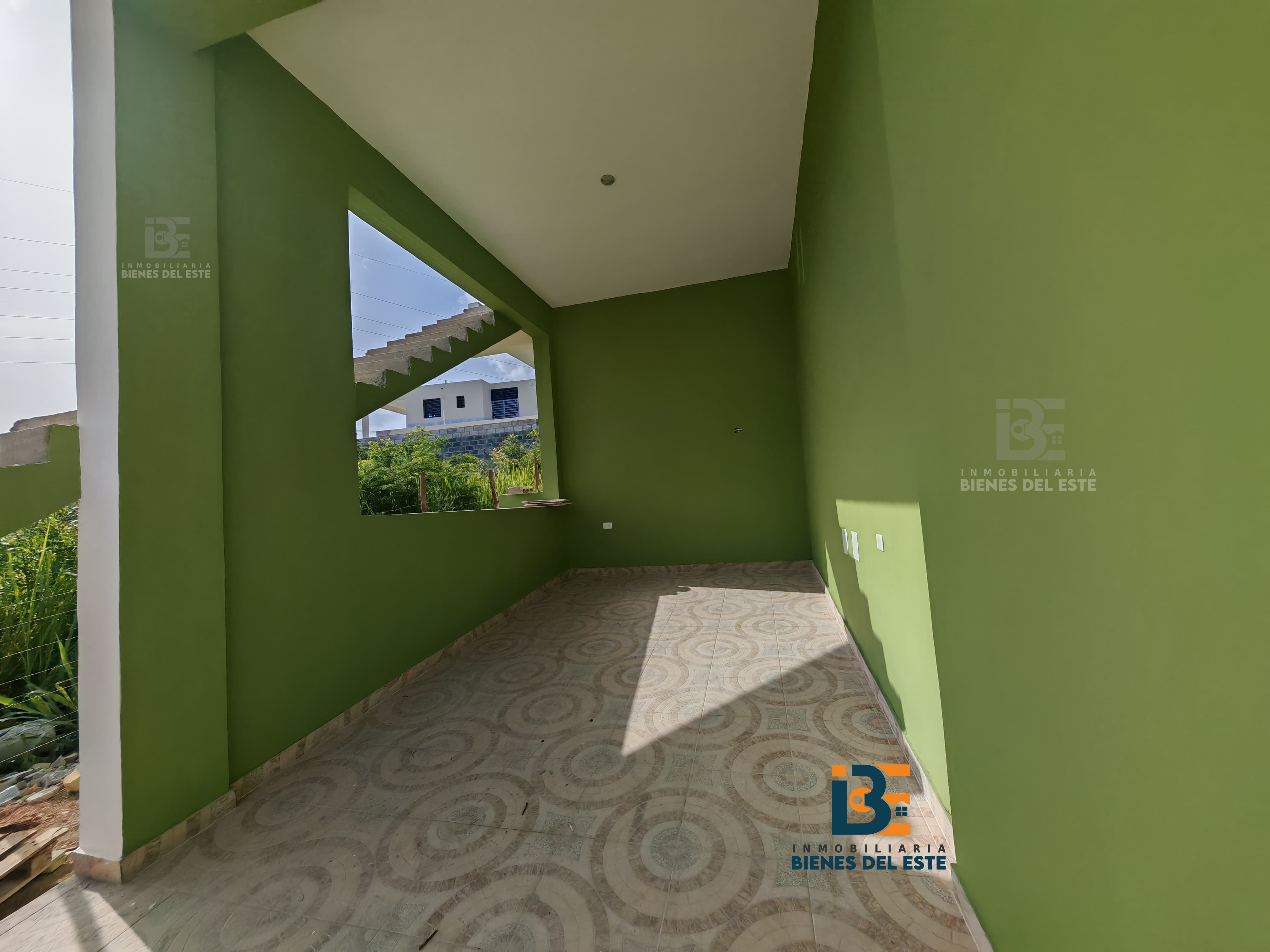 casas - Se Vende Vivienda Nueva, con mucho Patio en SPM. 1