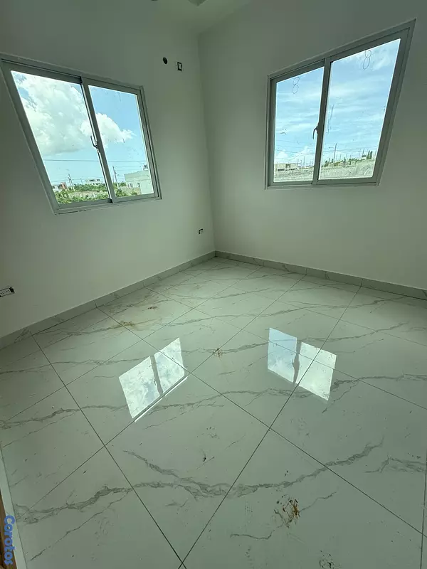 casas - venta de casa de 3 niveles con piscina en avenida ecológica Santo Domingo este  5