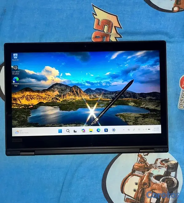 computadoras y laptops - 💎 Ganga: ThinkPad L380 Yoga 2-en-1 (Core i7 / Pant 5