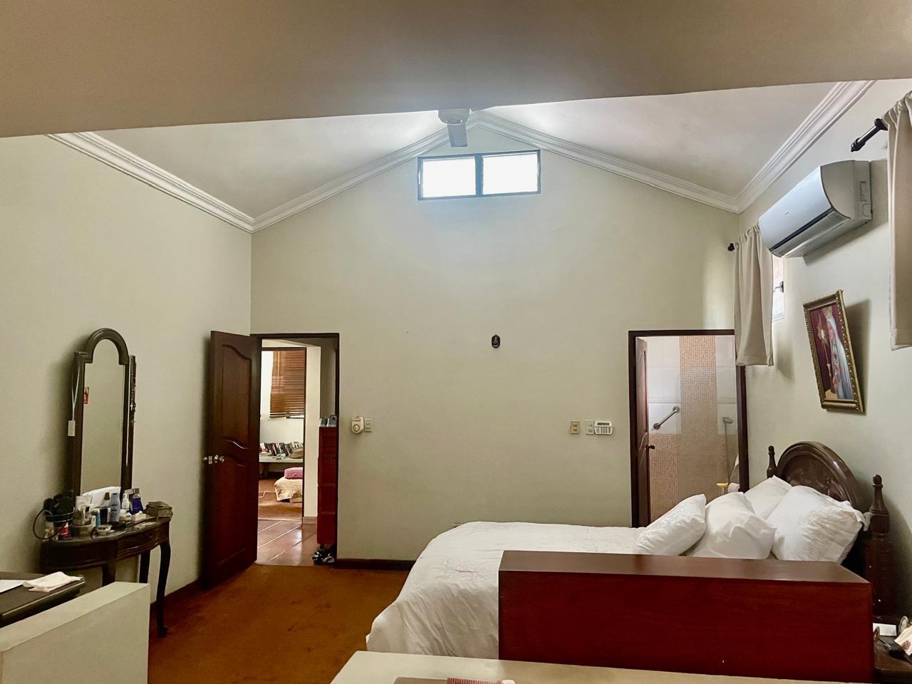 casas - Venta de Casa en Viejo arroyo Hondo 6