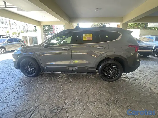 jeepetas y camionetas - Hyundai Santa Fe XRT 2022 9