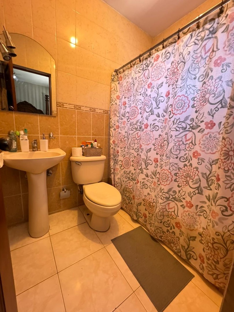 apartamentos - Apartamento en Venta
GALÁ
RD$8,000,000.00
Mantenimiento: RD$3,000.00

CARACTERÍS 9