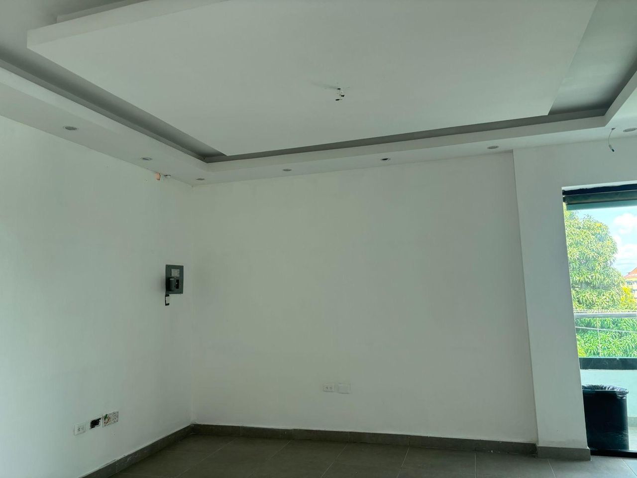 oficinas y locales comerciales - Local comercial en Ensanche Ozama  4