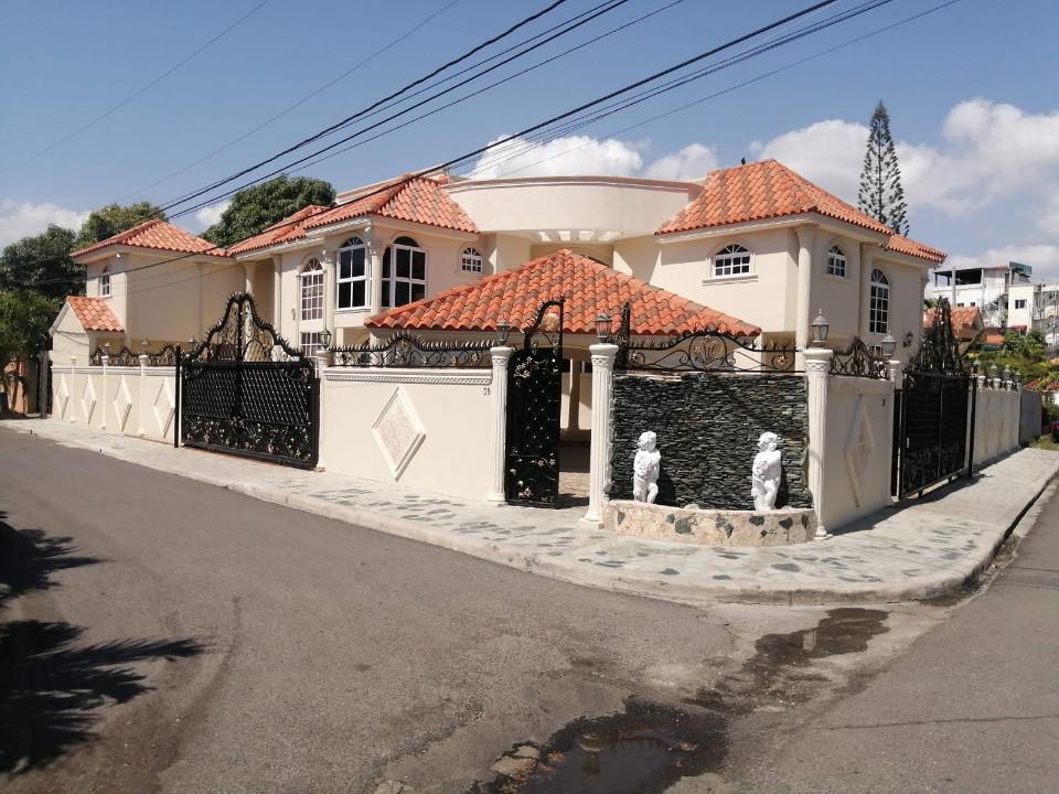 casas - Casa en CORALES DEL SUR 1