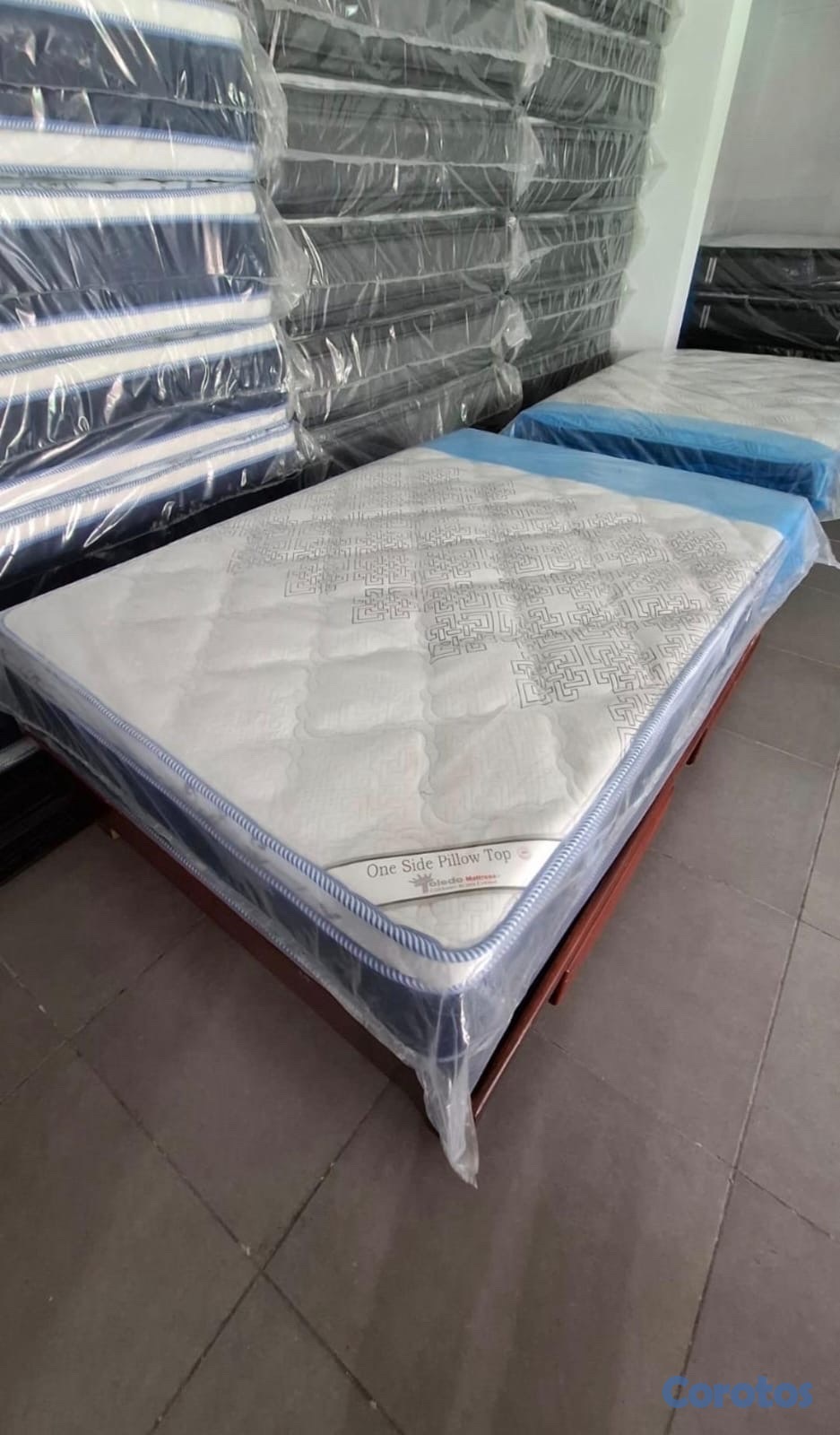 muebles y colchones - Colchón Disponible ONE SIDE PILLOW TOP 54x74 FULL  3