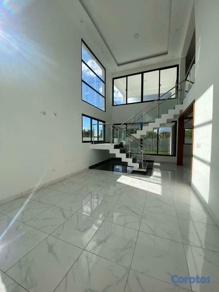 casas - Casa modena en venta en proyecto cerrado en Gurabo 4