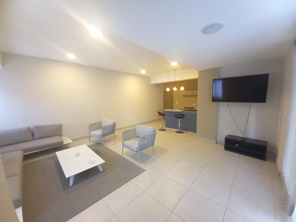 apartamentos - Se vende apartamento en en Naco 3