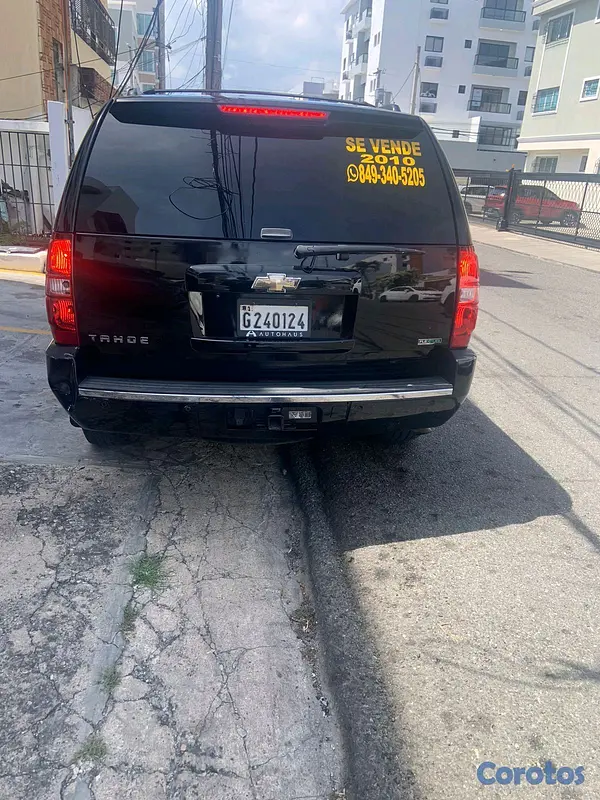 jeepetas y camionetas - Chevrolet tahoe 2010 3