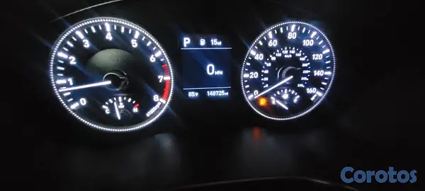 jeepetas y camionetas - HYUNDAI SANTA FE SE 2019 motor DOCH impecable  11