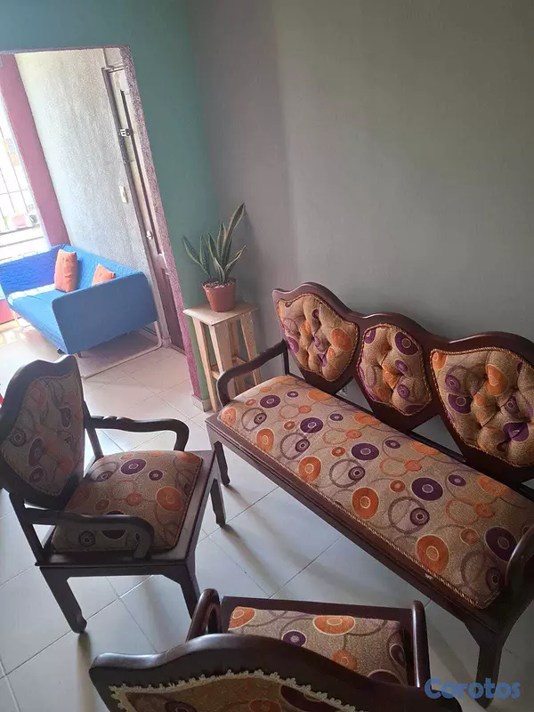 muebles y colchones - Mueble en caoba 2