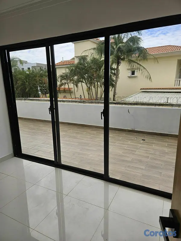 apartamentos - Apto con terraza 2D en Costa verde 4