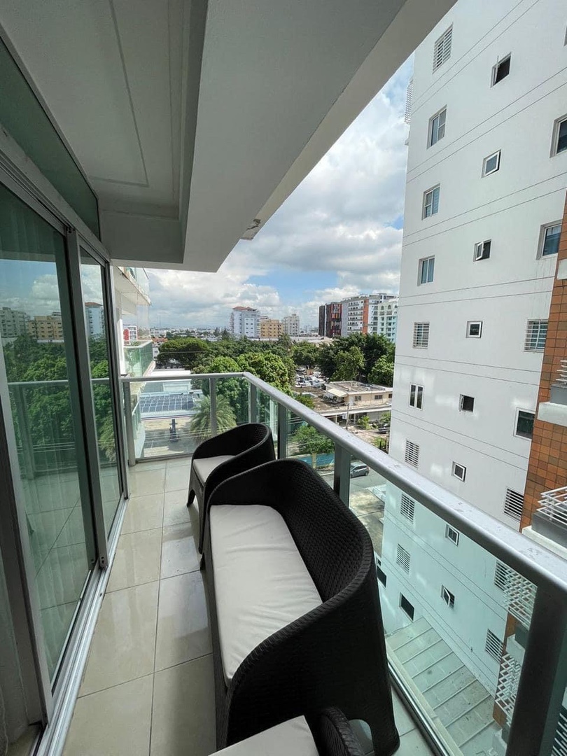apartamentos - Vendo piso 6 Evaristo morales dos habitaciones 2.5 baños dos parqueos balcón  4