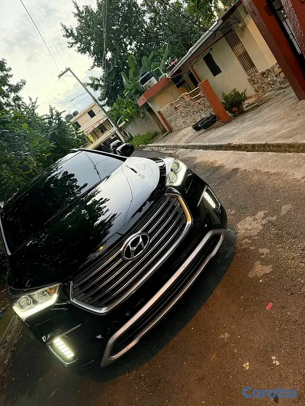 jeepetas y camionetas - hiunday grand santa fe 2018 5
