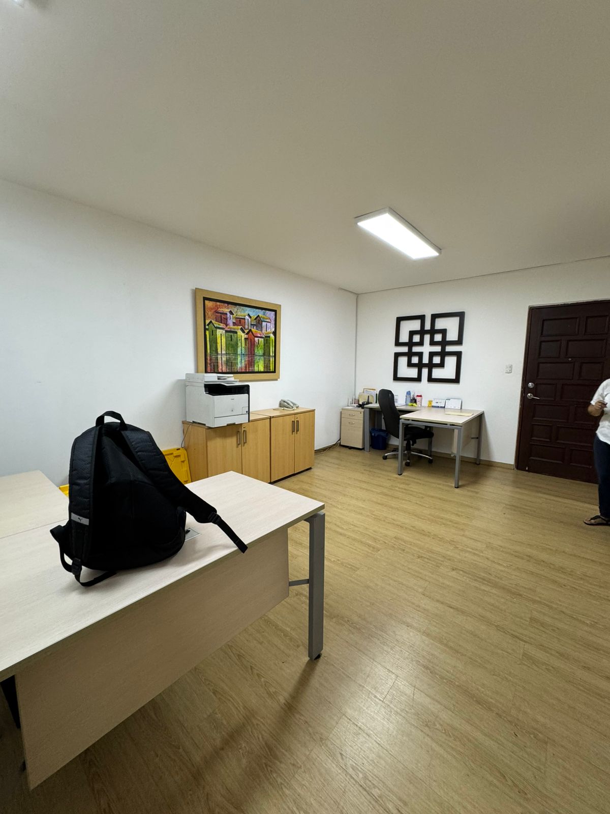 oficinas y locales comerciales - Alquilo Local Ideal Para Oficina en 2do Piso en Ensanche Paraíso Código: PD460 4