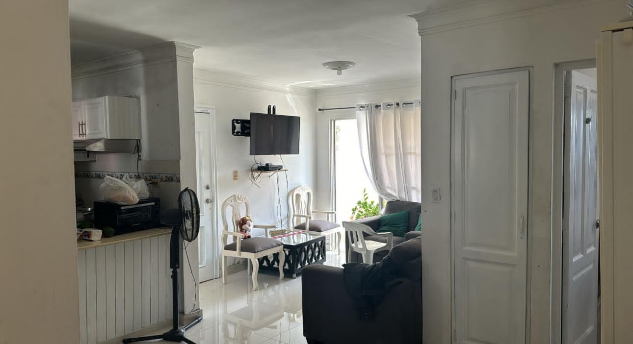 apartamentos - VENDE APARTAMENTO EN LAS AVENIDA INDEPENDENCIA KM 9  2/1 SECTOR NORDESA 
RD$7.5 6