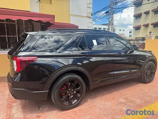 jeepetas y camionetas - Ford Explorer ST 2020
 12