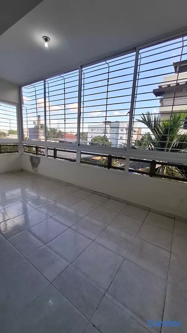 apartamentos - venta de apartamento 3er nivel de 135mts en la avenida independencia  3