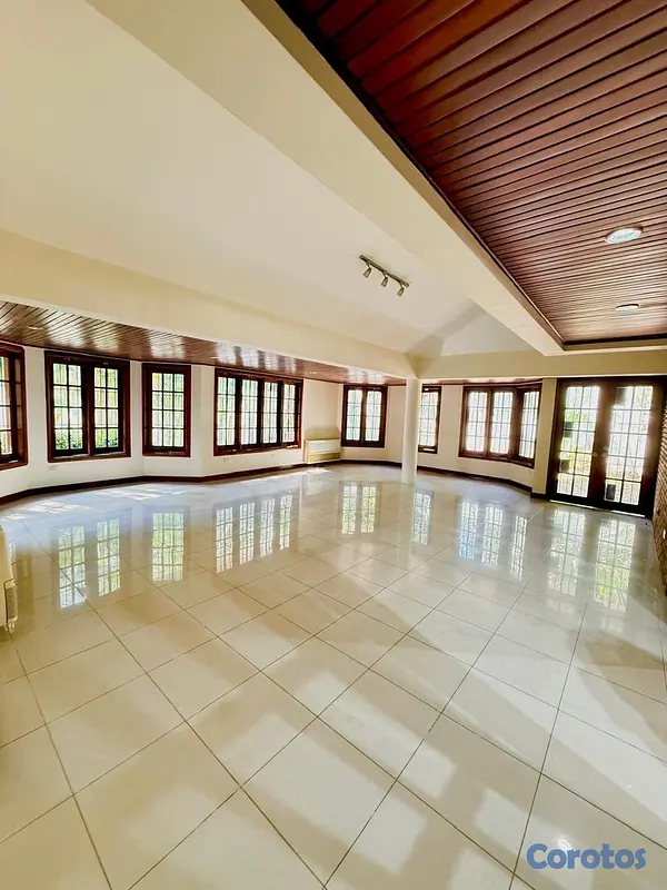 casas - Casa en Alquiler los Cacicazgos  9