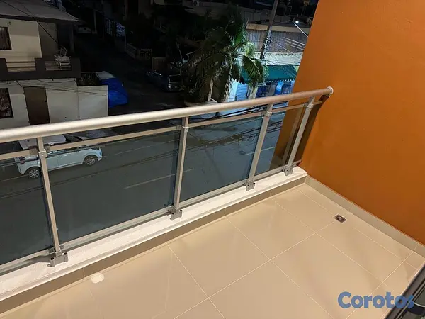 apartamentos - Alquilo 3er nivel amueblado en El Cacique 6