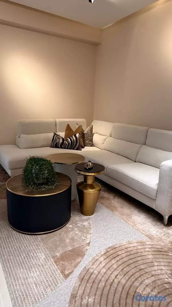 apartamentos - vendo los cacicazgos piso 5 con o sin muebles tres habitaciones dos parqueos  2