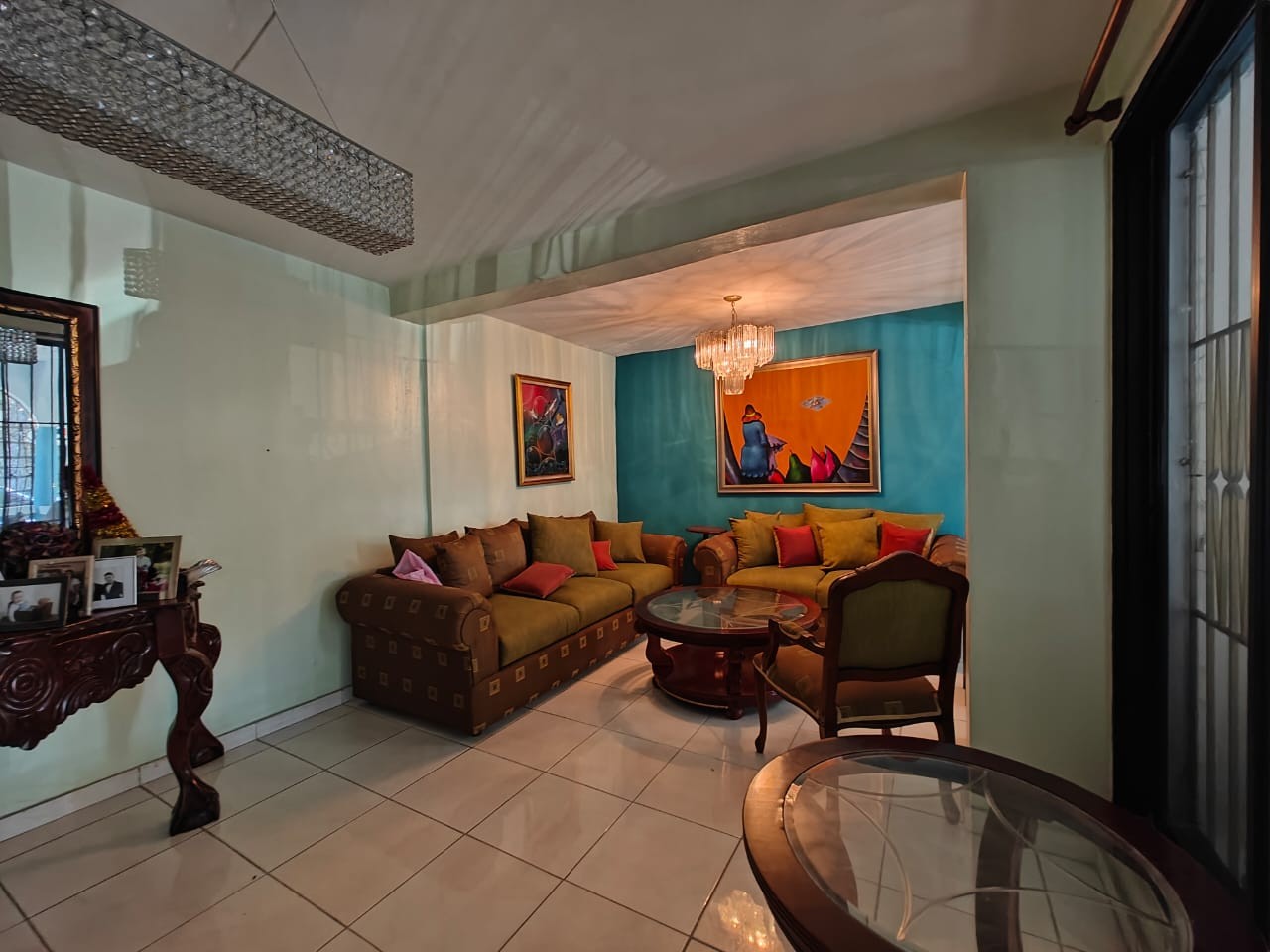 casas - Vendo casa en el Sector El Galá

2 Niveles con excelente distribución perfecta p 6