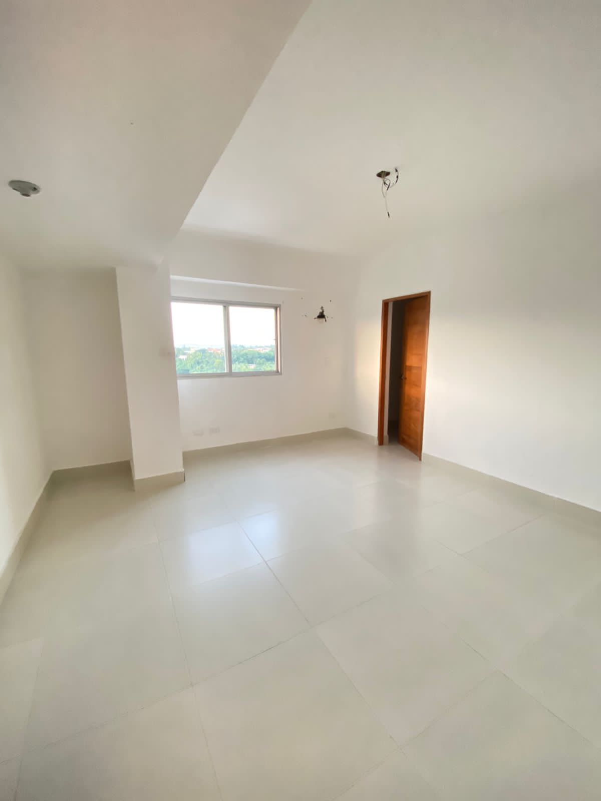apartamentos - Apartamento 4 habitaciones 3 baños 2 parqueos en venta en Colina de Los Rios  3