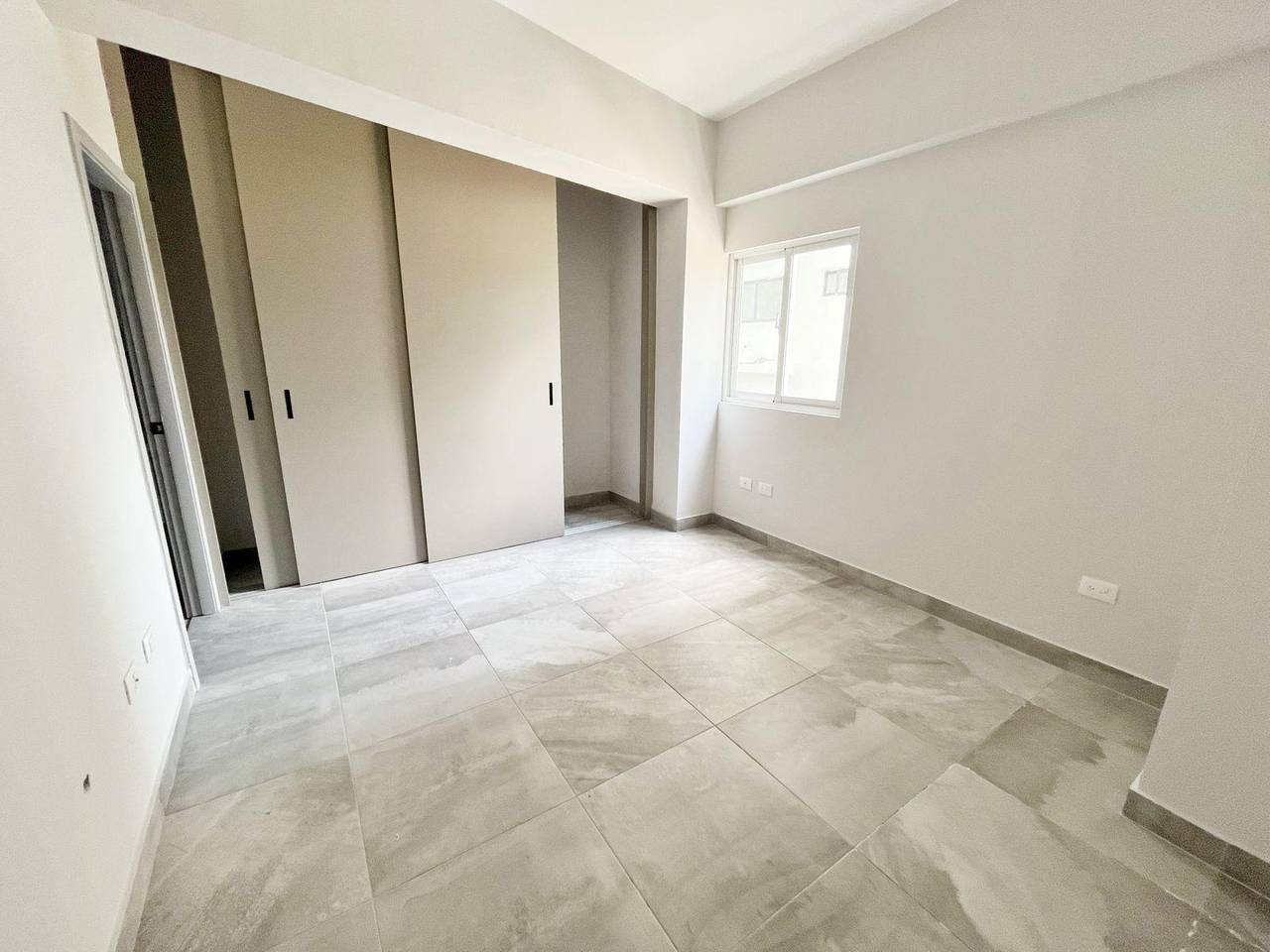 apartamentos - VENTA de moderno apartamento en Serralles 9