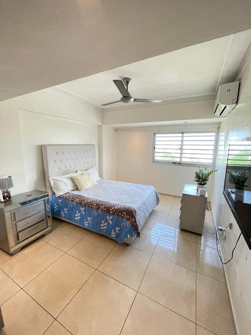 apartamentos - Vendo piso 6 Evaristo morales dos habitaciones 2.5 baños dos parqueos balcón  5
