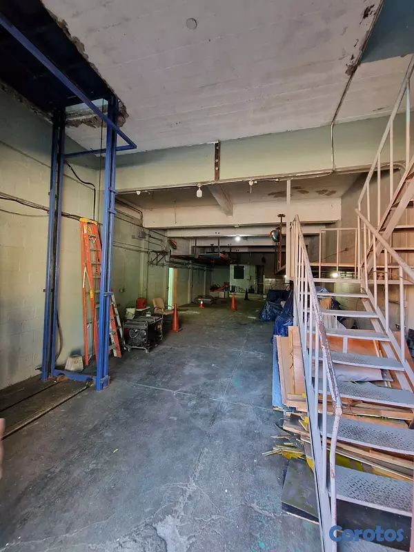 oficinas y locales comerciales - Nave Industrial San Carlos cerca la Av. Mexico  9