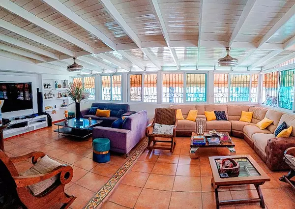 casas - Vendo de oportunidad, hermosa casa Amueblada totalmente, en la Independencia  5