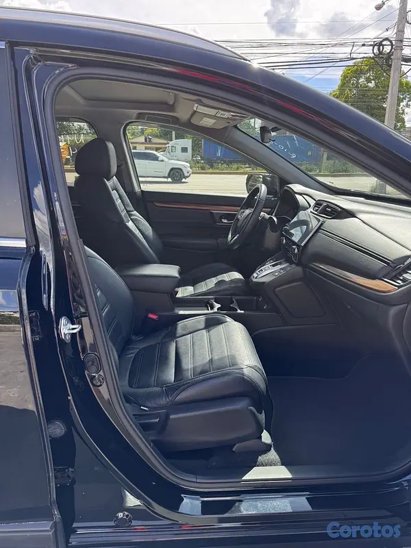 jeepetas y camionetas - Honda crv hybrid  6