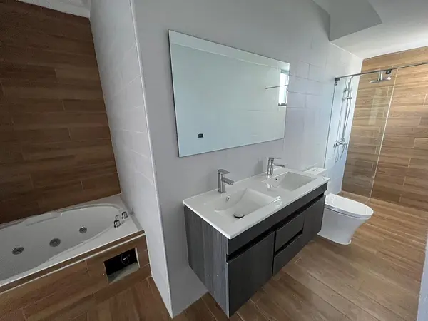 apartamentos - Torre paraíso 
Torre moderna Airbnb friendly y peds friendly 
9no piso .3hab 8