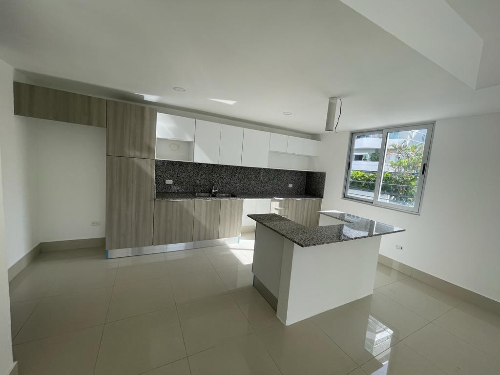 apartamentos - Se vende apartamento en Evaristo Morales 1