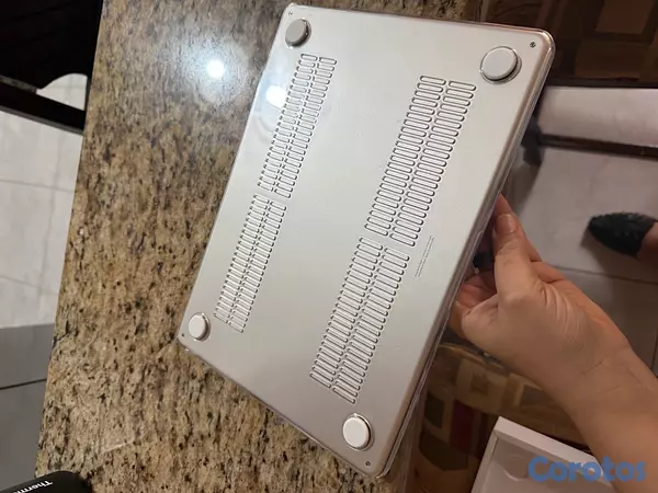 computadoras y laptops - MacBook Air 13” chip M2 2022

excelente condición, uso mínimo
única dueña.

 5