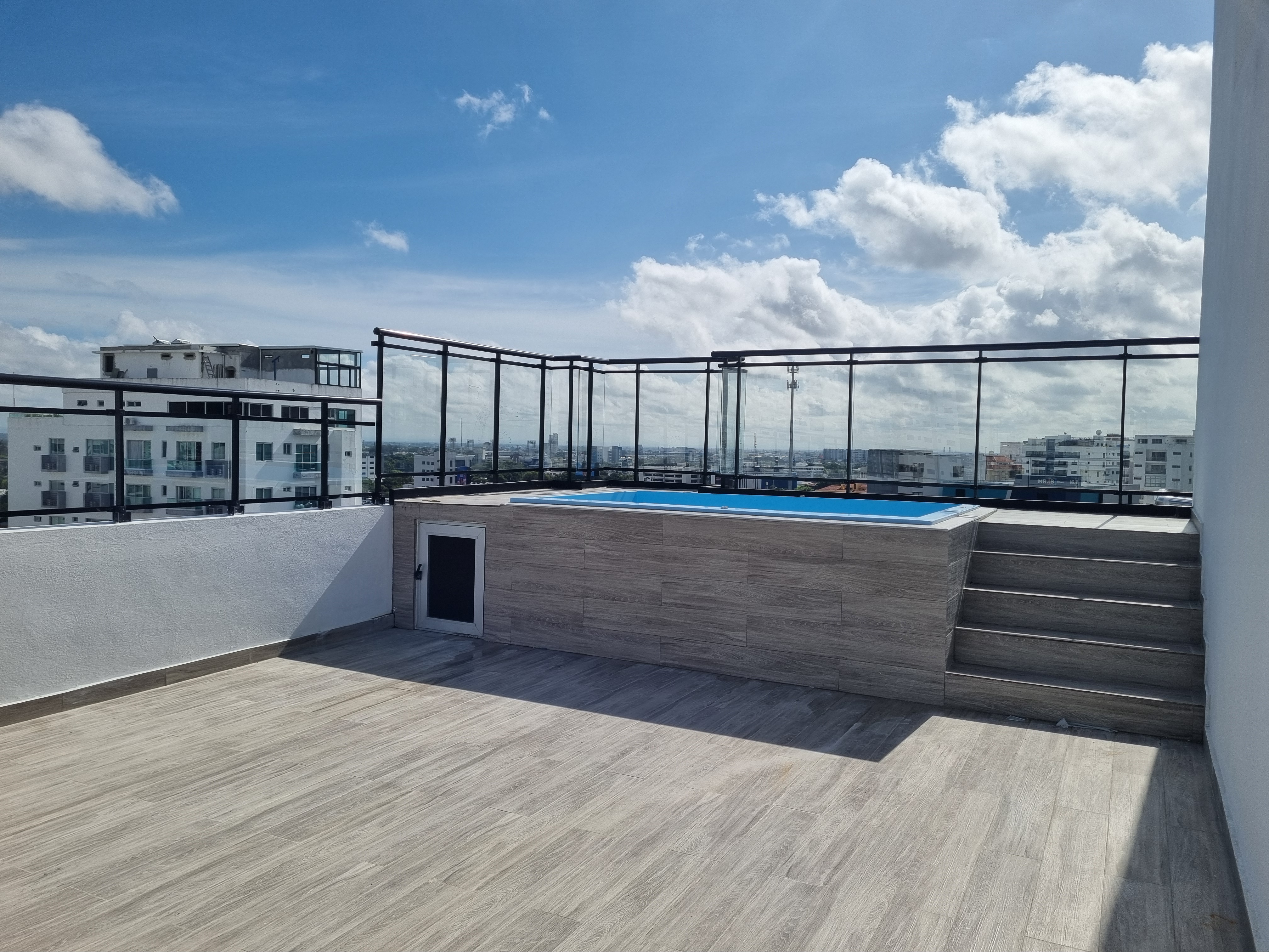 apartamentos - Alquiler apartamento de 2 hab, Nuevo en Serralles 7