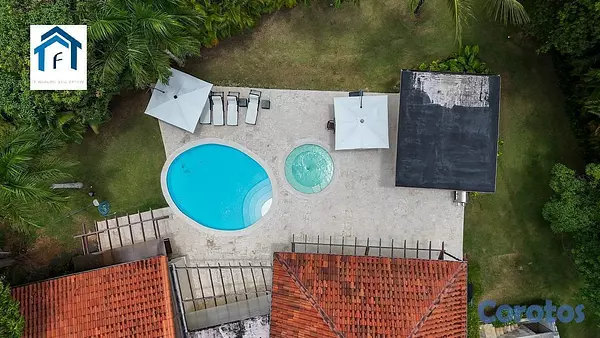 casas vacacionales y villas - En Venta Villa en Casa de campo la Romana de 5 habitaciones 6