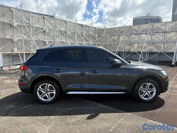 jeepetas y camionetas - Audi Q5 2018 Quattro Premium Plus 2.0T (Mantenimie 10
