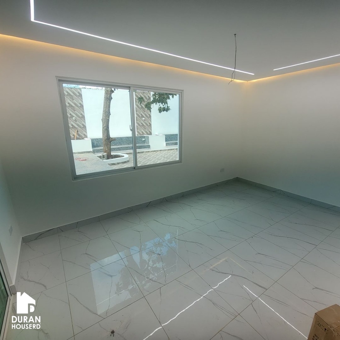 casas - venta de casa con piscina y 4 habitaciones en la autopista de san Isidro  2