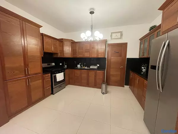 casas vacacionales y villas - Villa hermosa moderna 4 hab piscina playa y golf 6
