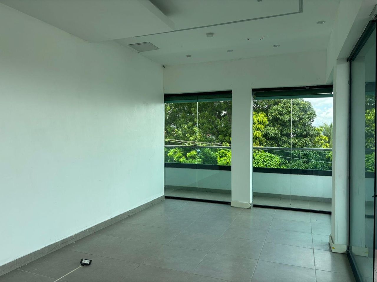oficinas y locales comerciales - Local comercial en Ensanche Ozama  6